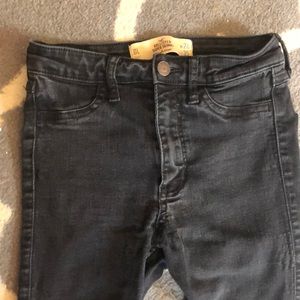 Black Hollister jeans